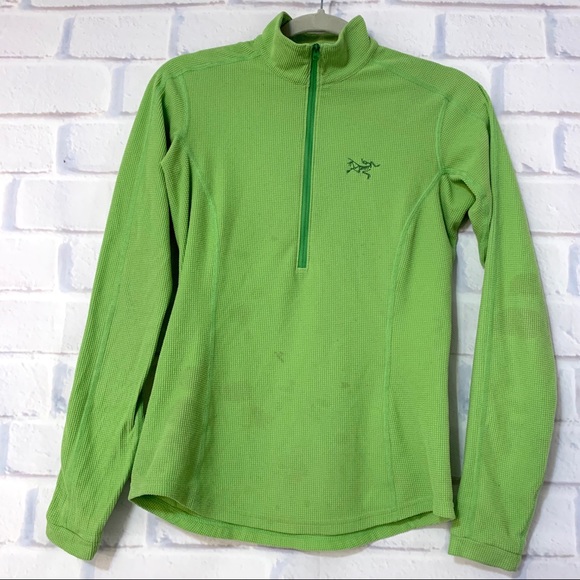 Arc'teryx Tops - Arc’teryx 1/2 zip pullover like green. Size small